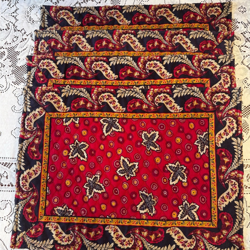 Vintage Vera Bradley Placemats Set of 4 – Red Coin Leaf Floral - EUC